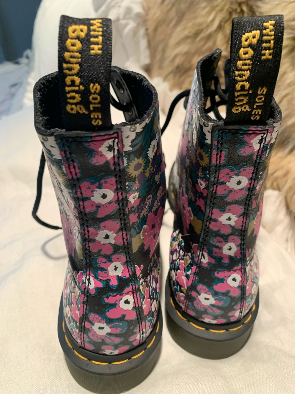 Dr. Martens Black Floral Lace-Up Boots size 10 US NWOT - Picture 10 of 11